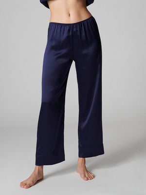 Simone Pérèle loungewear collection on mannequin