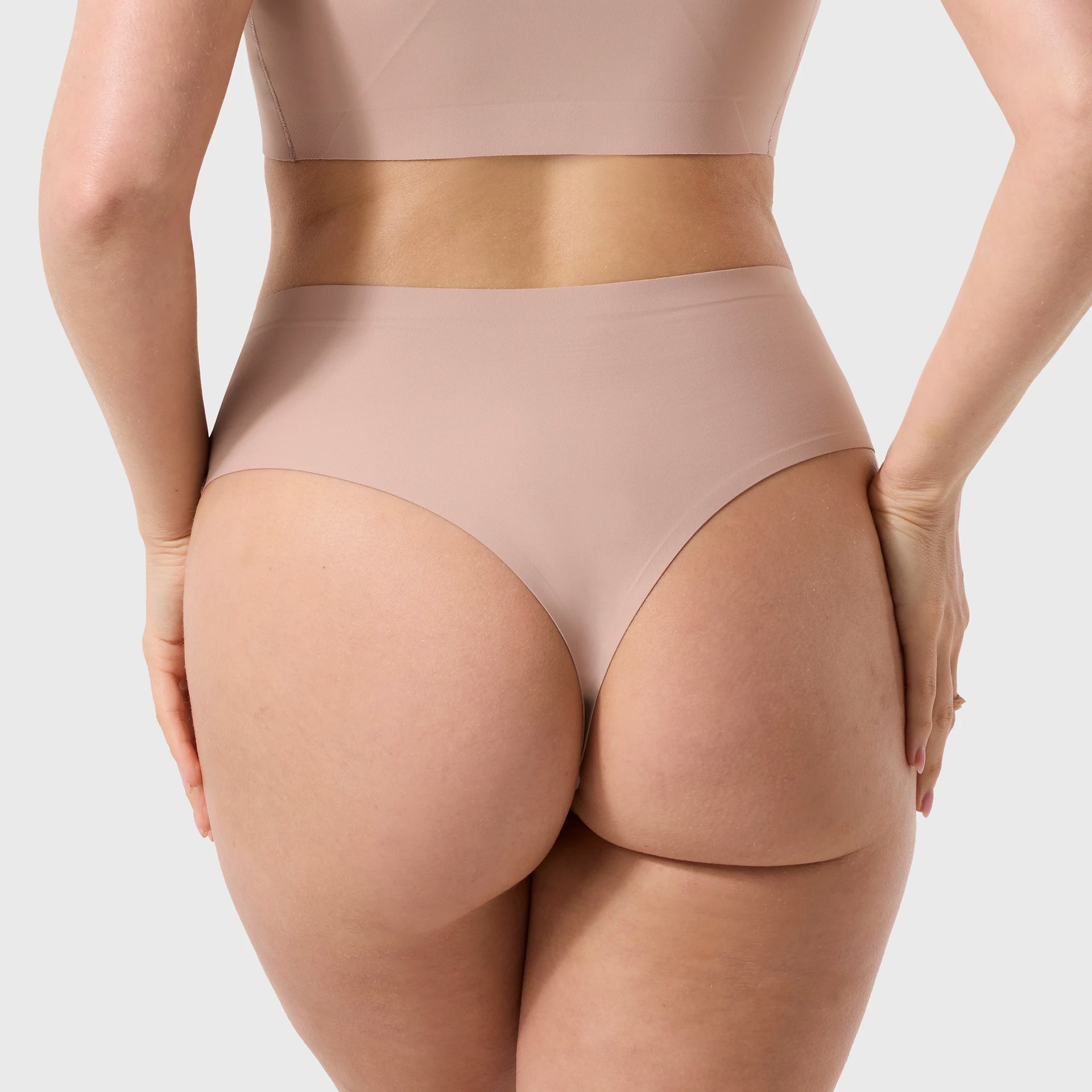 Evelyn & Bobbie High-Waisted Thong