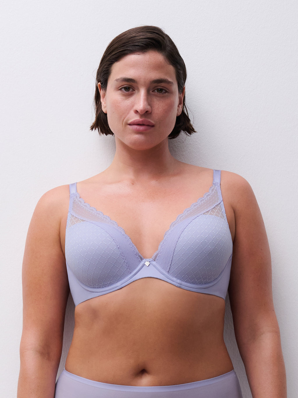 Chantelle Norah Chic Plunge T-Shirt Bra - Thistle - C16MNA