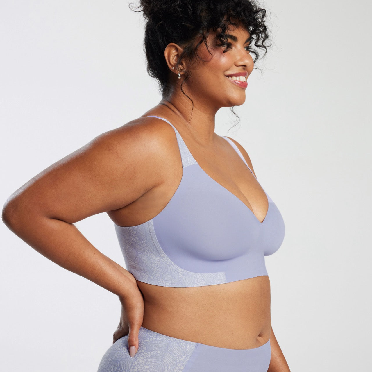 Evelyn and Bobbie Starlette Plunge Bra