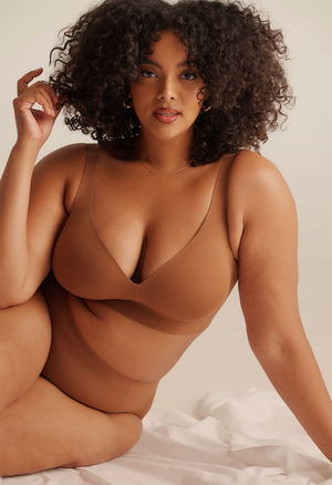 Evelyn and Bobbie Starlette Plunge Bra