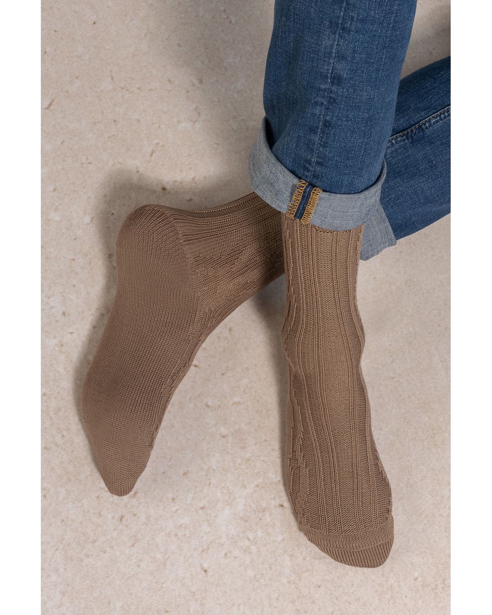 BLEUFORET Merino Wool Cable-Knit Socks Brown-7098